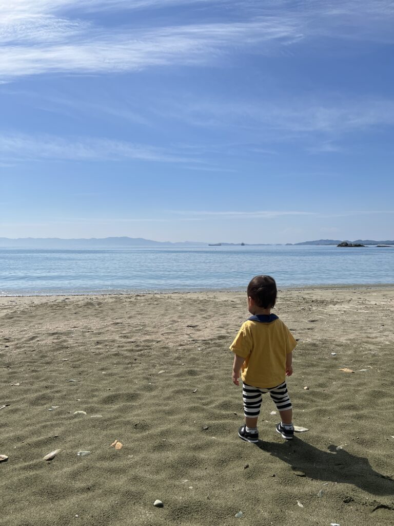 双子島荘砂浜