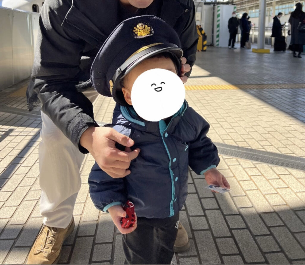 【１歳１１ヶ月と行く】新大阪駅で新幹線ビュー