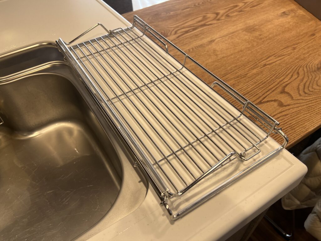 【買ってよかった】SAKuRAKuの水切りラックを1ヶ月使った正直レビュー