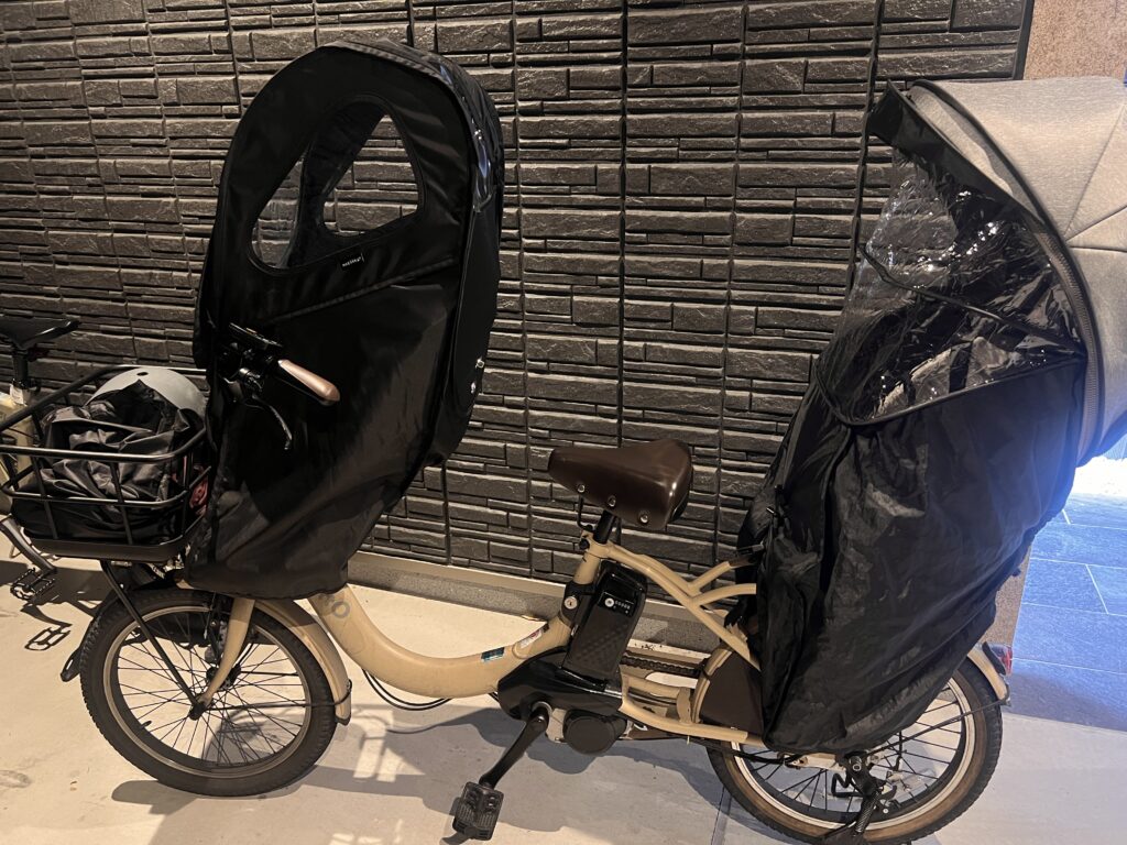 自転車の雨対策どうしてる？子ども乗せ自転車で実際に使ってよかったアイテムを紹介