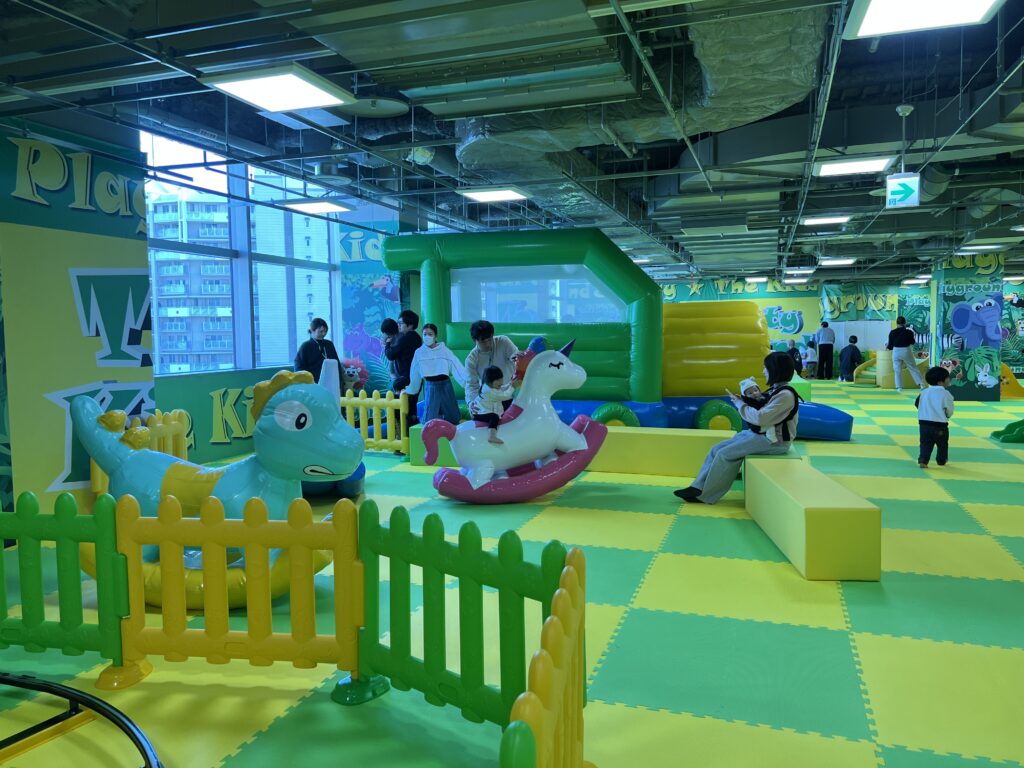 【ザキッズ神戸ROKKO i PARK店】2歳・5歳と遊んできた！料金や混雑、口コミレビュー